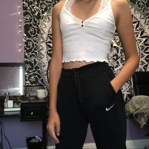 nike embroidered sweatpants with pockets